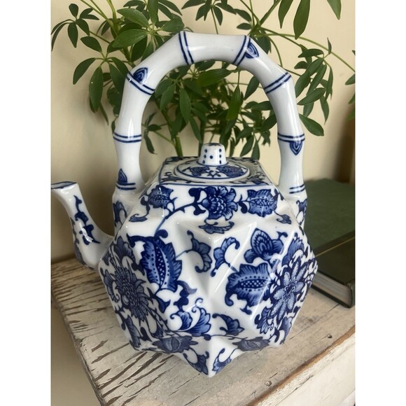 Vintage Large Ornate Blue & White Chinoiserie Geometric Asian Orient 11” Teapot - Picture 11 of 12